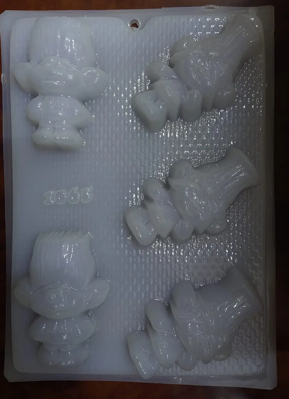 Molde para gelatina chico trolls  5cav. #1065 1
