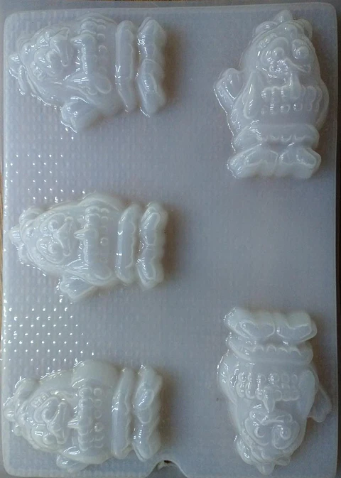  Molde para gelatina chico gallinita pintadita 5cav.