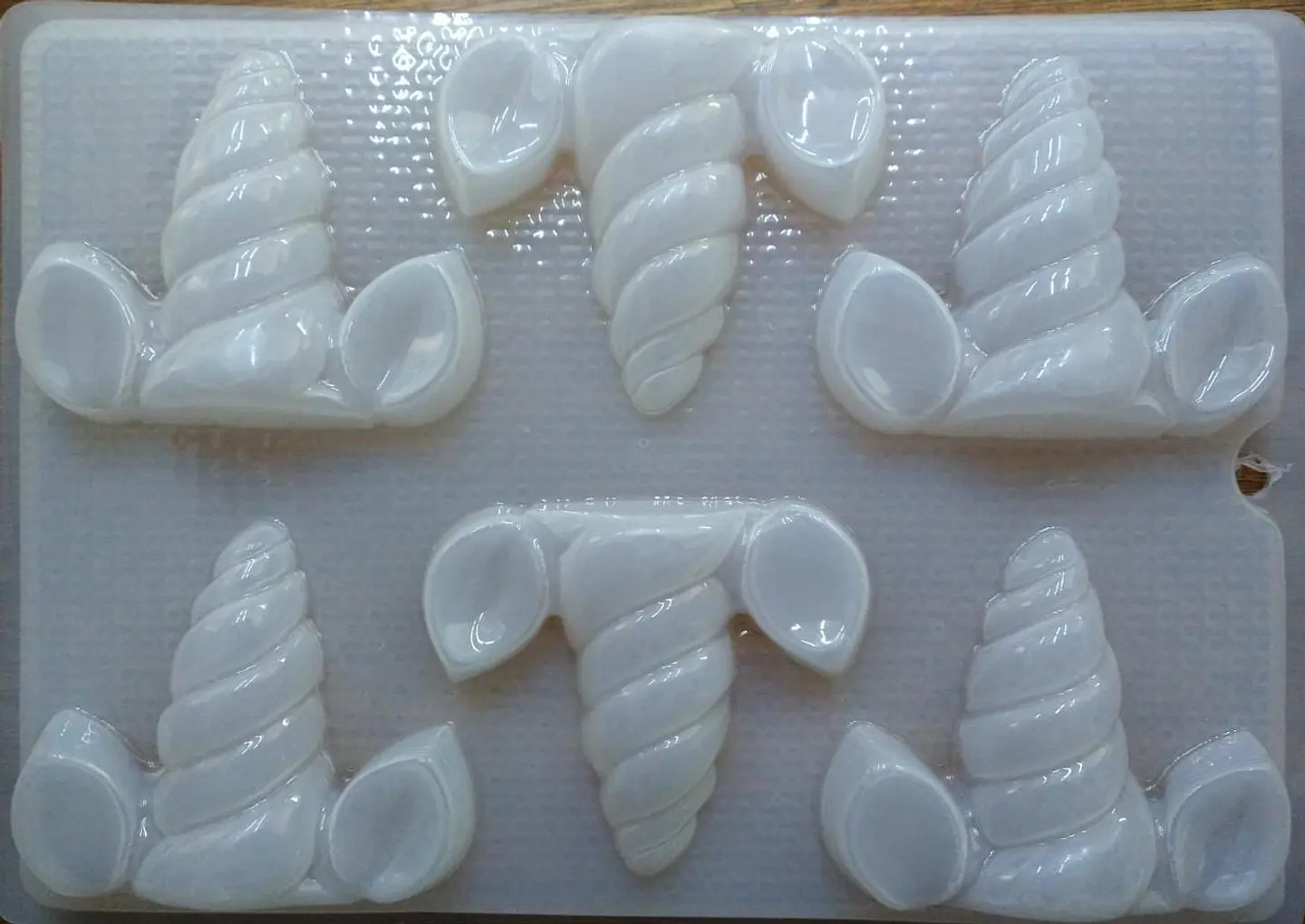  Molde para gelatina chico cuerno y orejas unicornio 6cav. 1