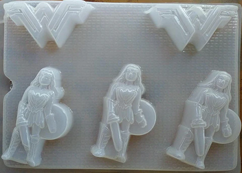  Molde para gelatina chico mujer maravilla
