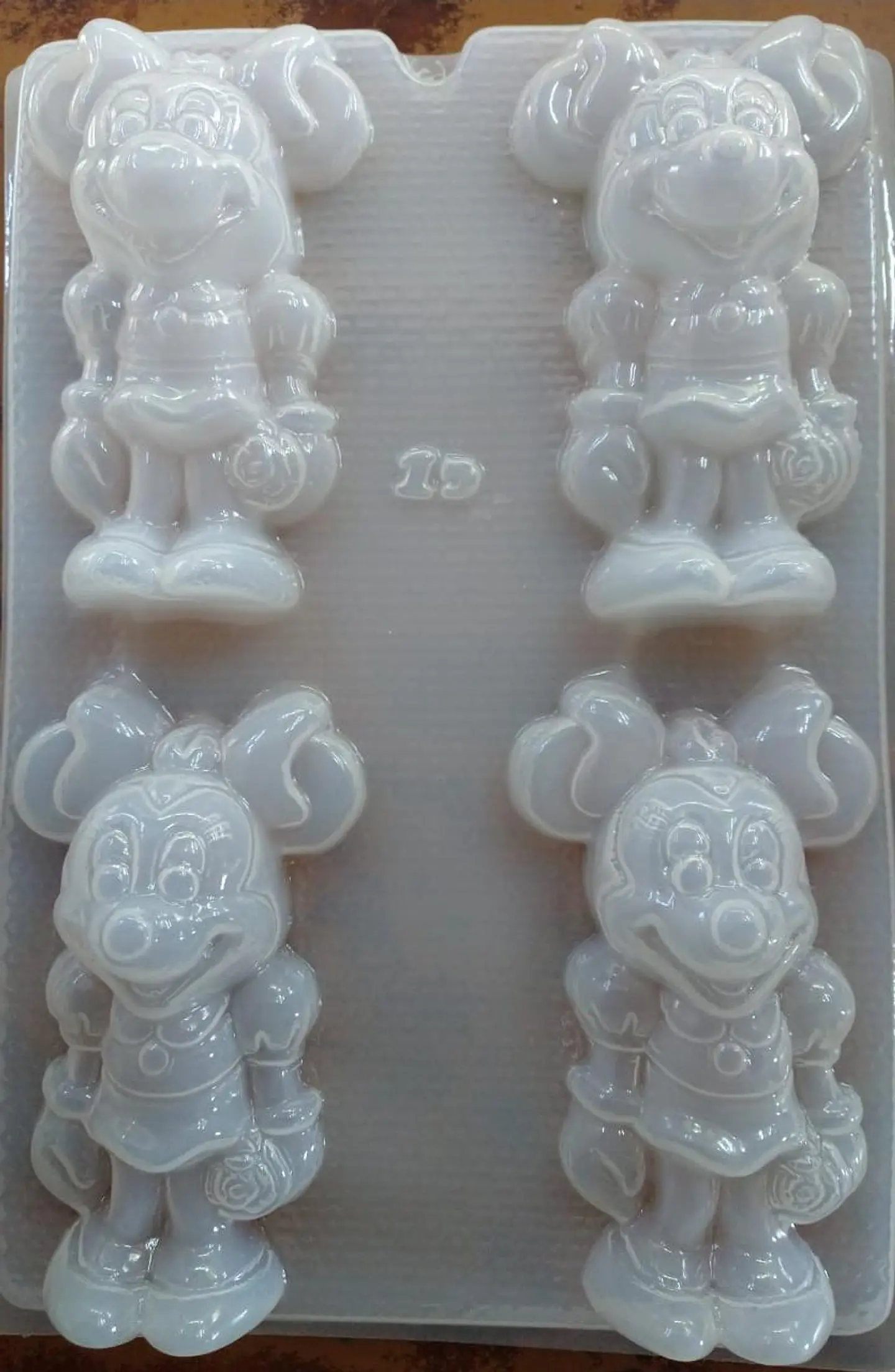  Molde para gelatina chico Minnie 4 cav. #15 1