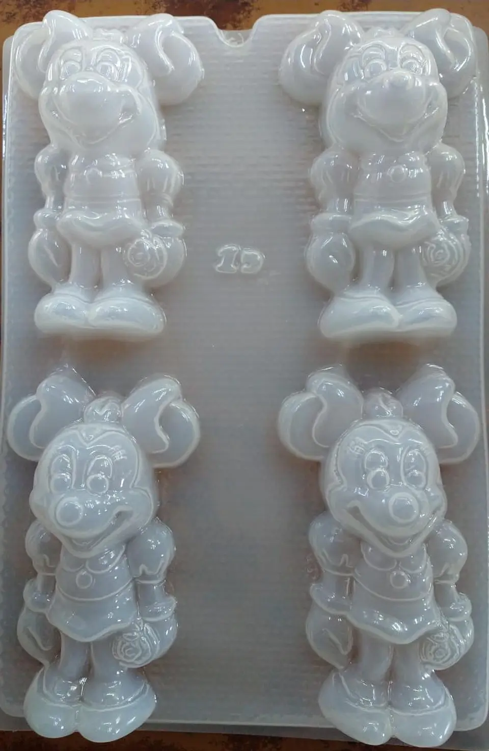  Molde para gelatina chico Minnie 4 cav. #15 1