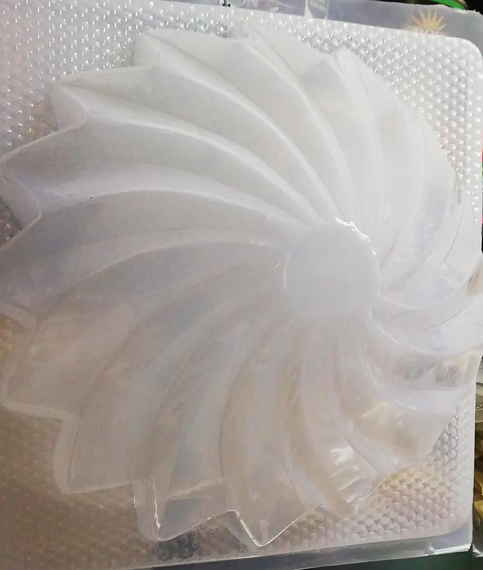  Molde para gelatina mediano falda rehilete 1