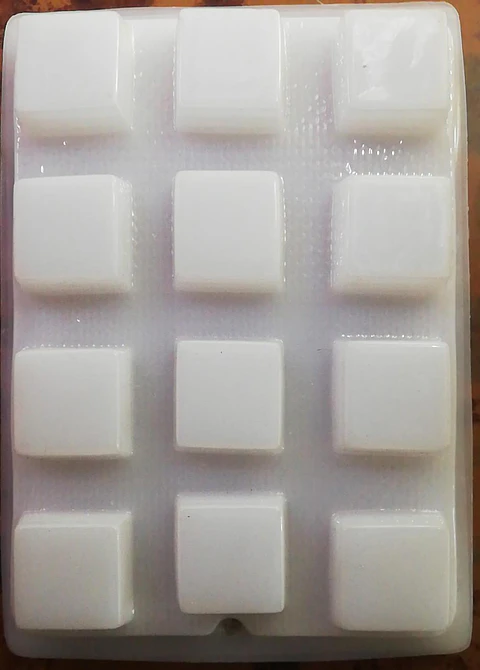  Molde para gelatina chico cuadrados 12cav.