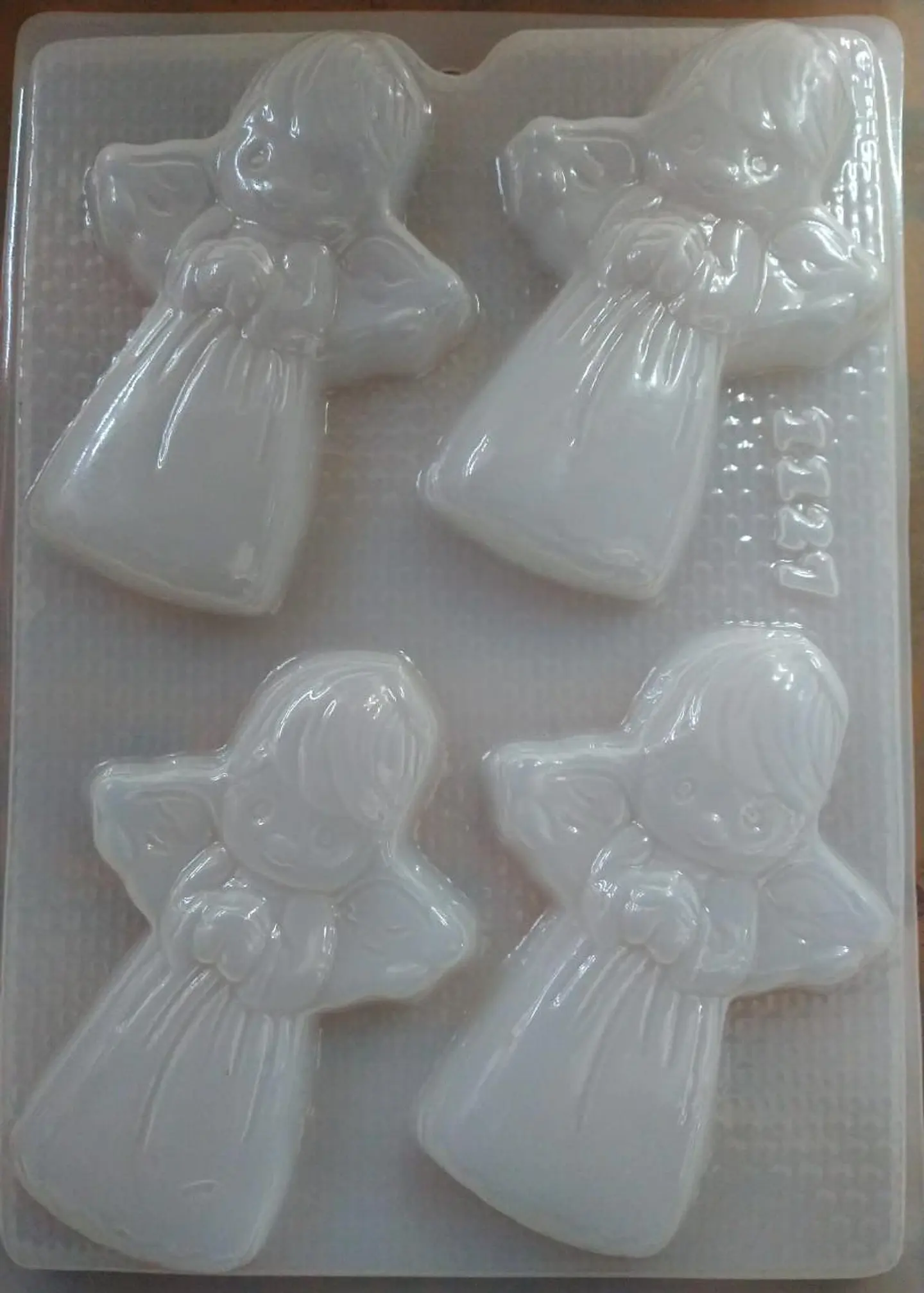  Molde para gelatina chico angelitos 4 cav. 1