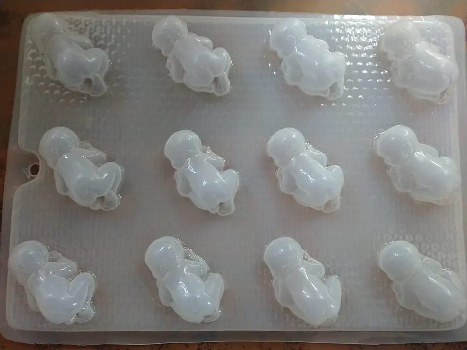  Molde para gelatina chico bebes acostados 12cav. 1