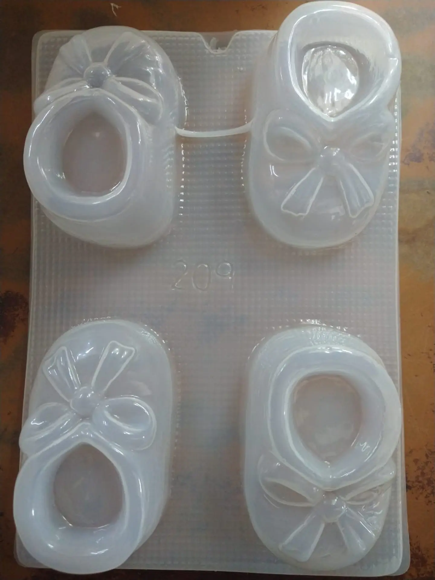  Molde para gelatina chico zapatitos de bebe 1
