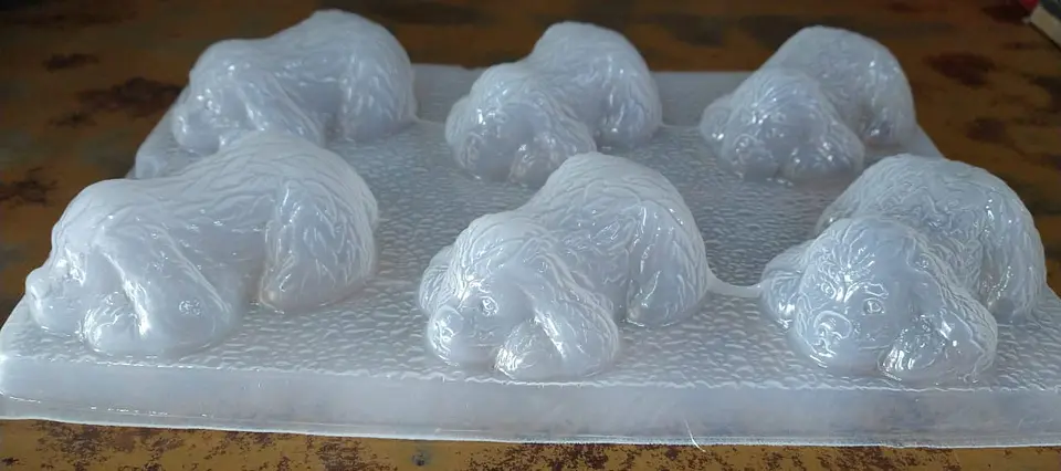  Molde para gelatina chico perro lanudo 6cav. 1