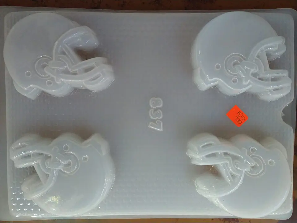  Molde para gelatina chico cascos futbol americano 1