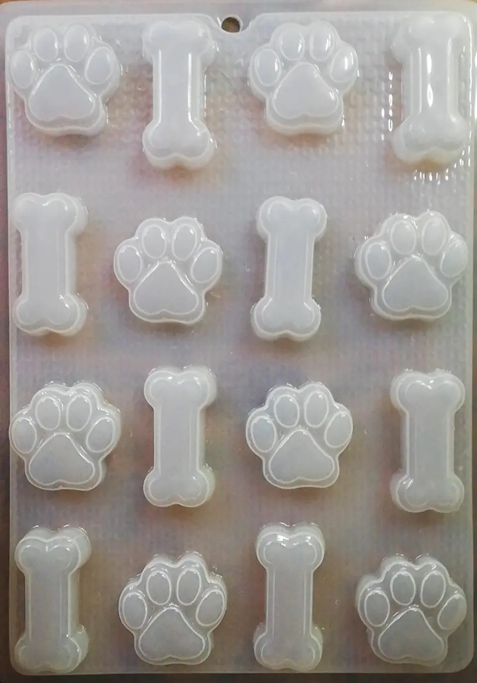  Molde para gelatina chico huellitas y huesitos de perro 1
