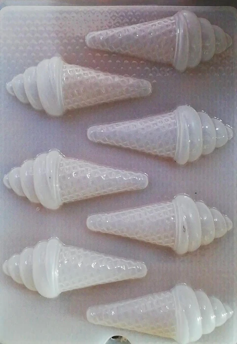  Molde para gelatina chico conos de helado 7 cav.