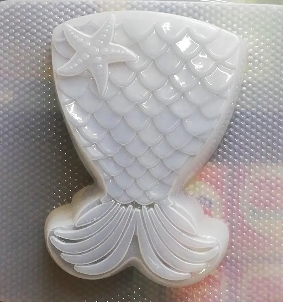  Molde para gelatina mediano cola de sirena 1