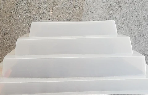  Molde para gelatina jumbo piramide cuadrada J-96