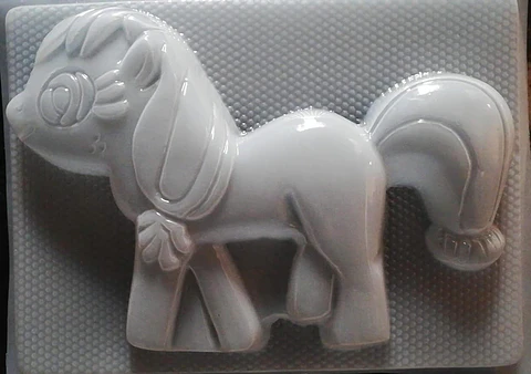  Molde para gelatina jumbo pony J-212