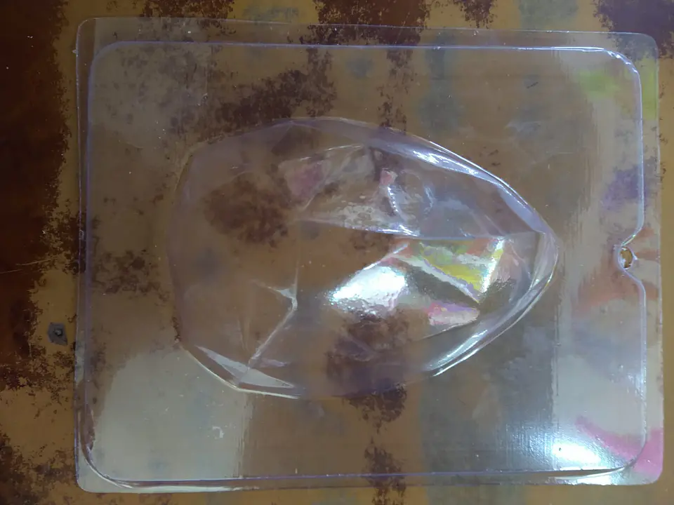  Molde para chocolate huevo diamante 1