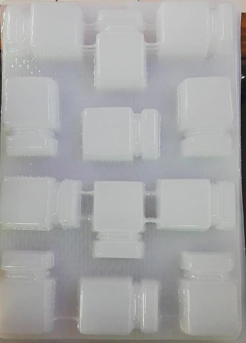  Molde para gelatina chico botellas de perfume 12cav.