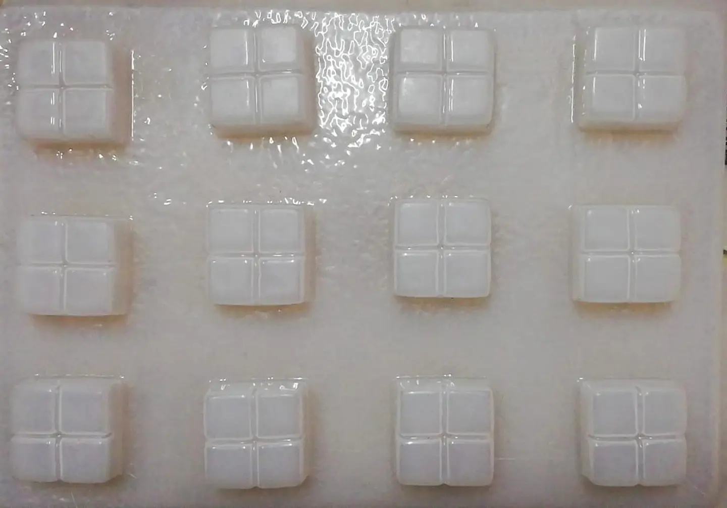  Molde para gelatina chico cuadritos 12cav. 1