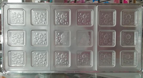  M Choco PC Cuadro Burbujas 18 cav 27x13 cm TOL00000070