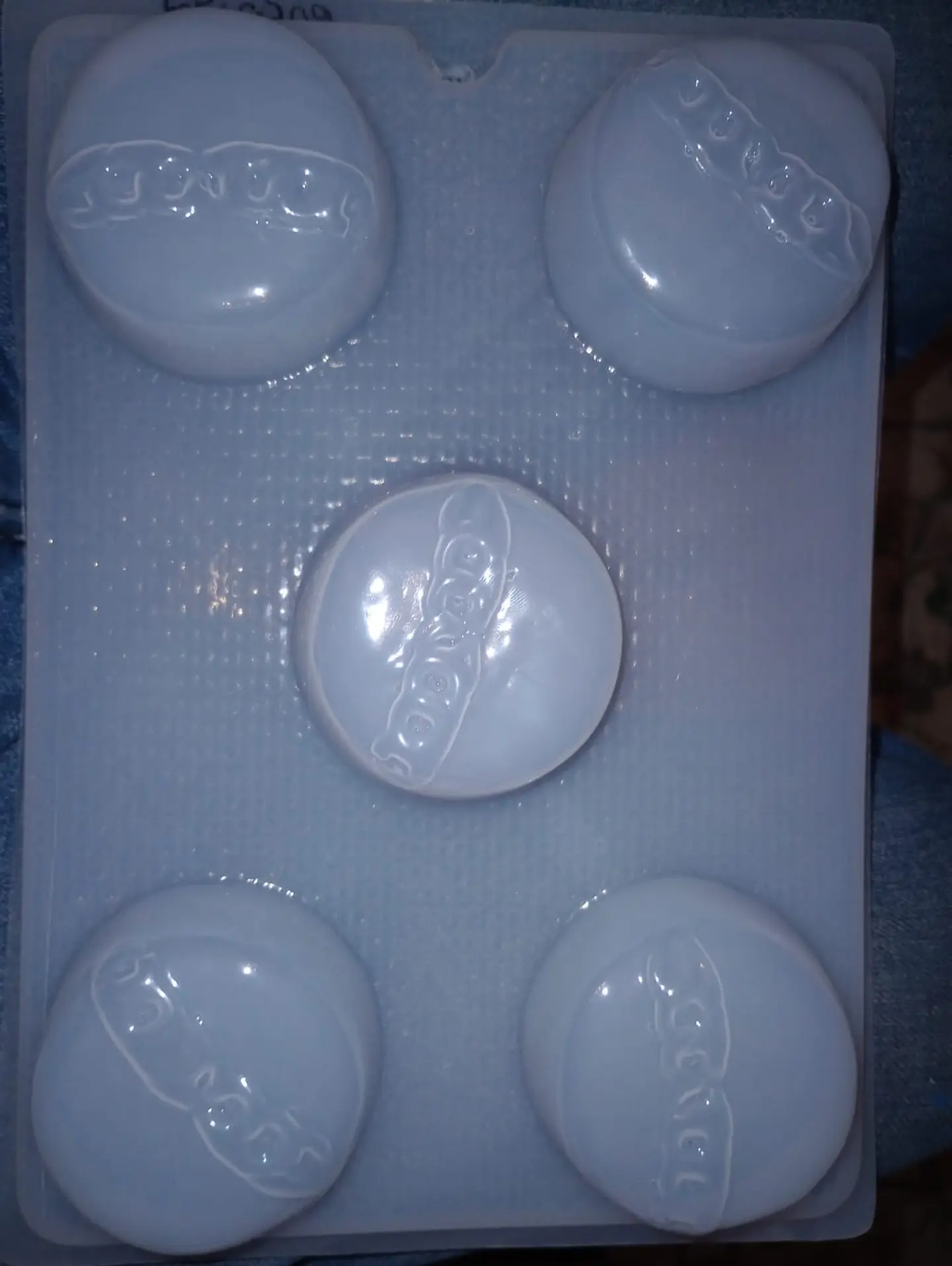 Molde para gelatina chico ping?inos marinela 1