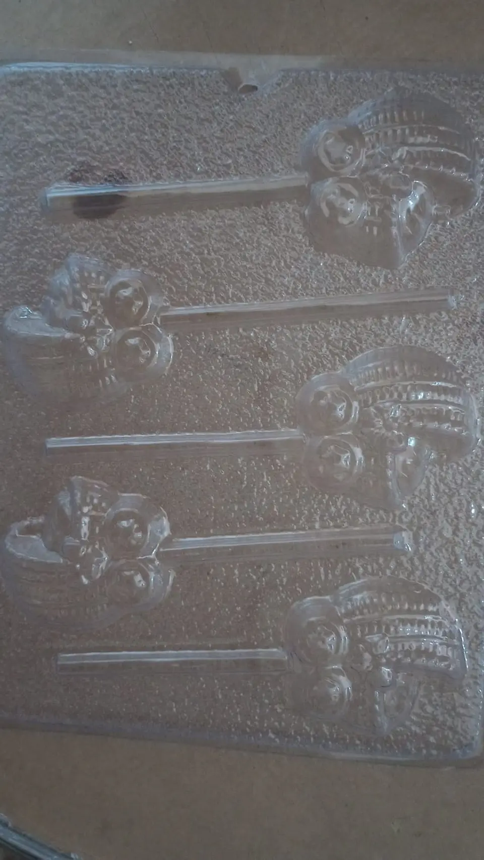  Molde para chocolate carreolas 1