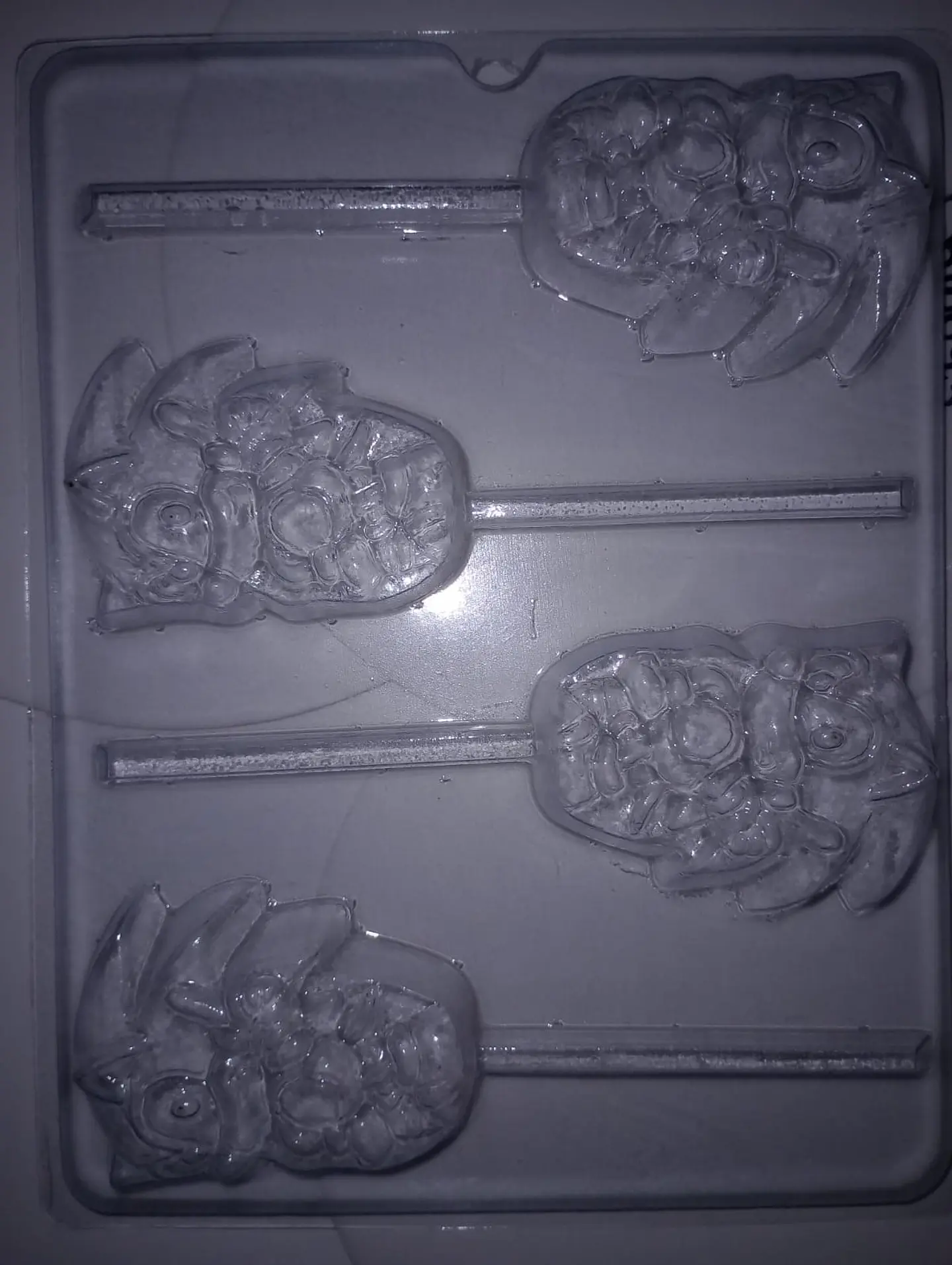  Molde para chocolate paletas sonic 1