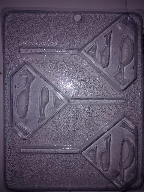  Molde para chocolate paletas escudo superman