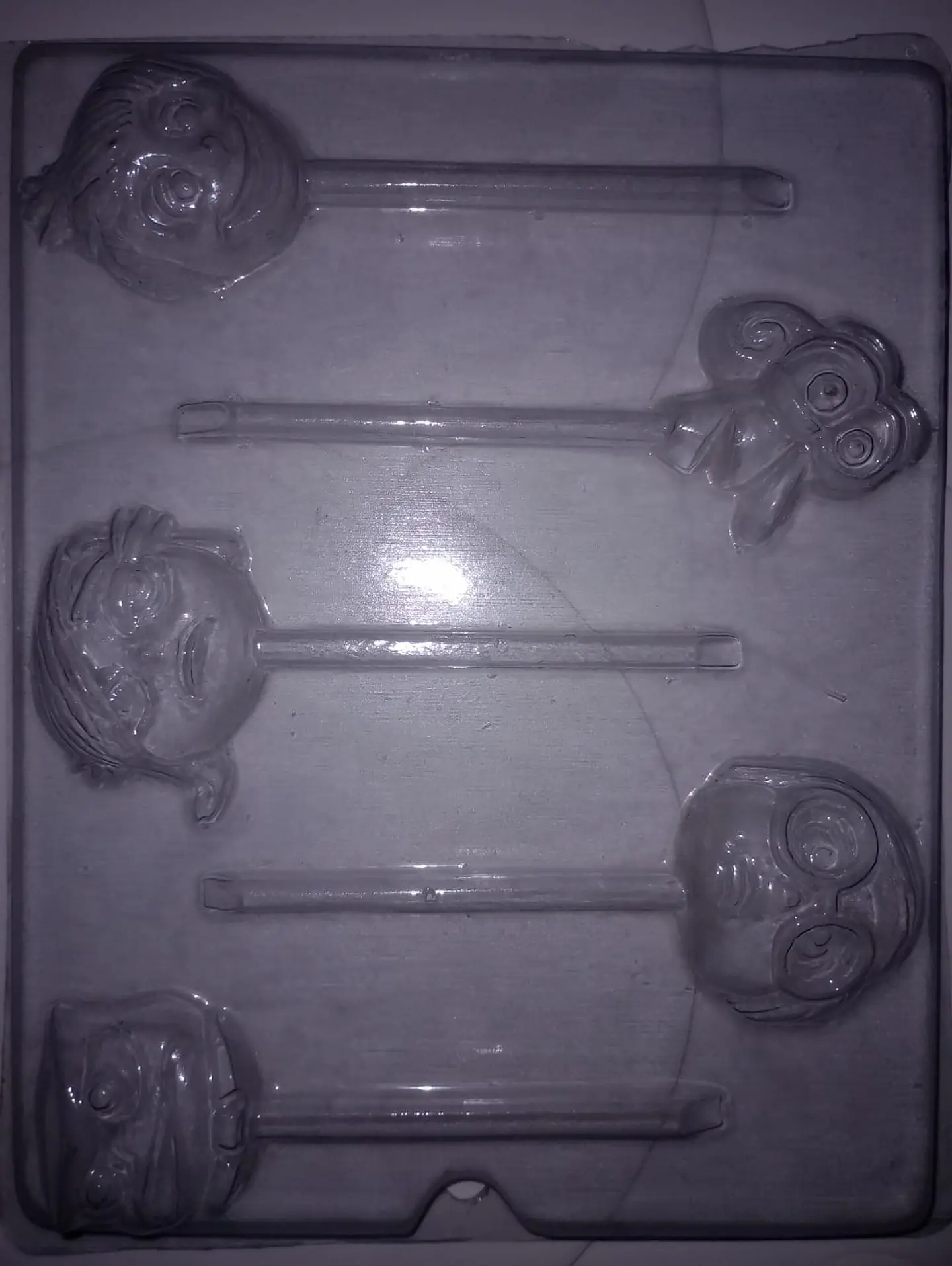 Molde para chocolate paletas Intensamente rostros 1