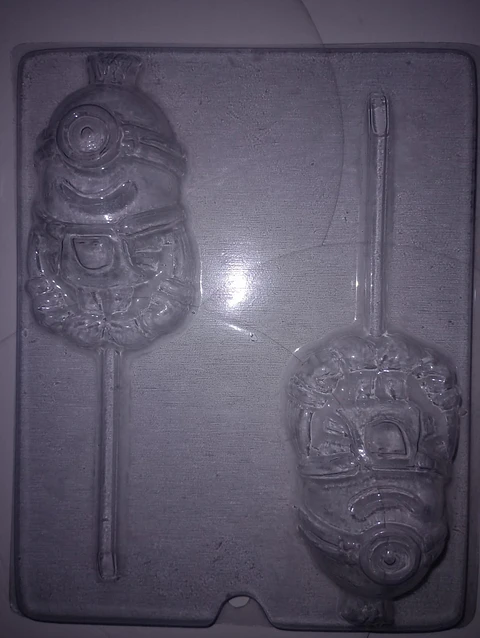  Molde para chocolate paletas Minions 2 cav.