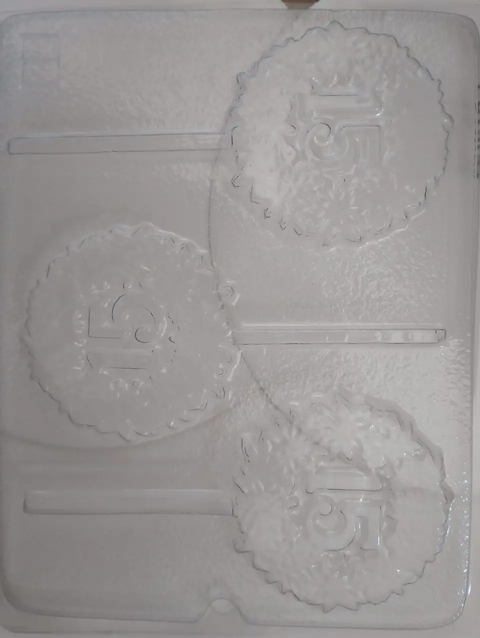  Molde para chocolate paleta medallon 15 a?os 3 cav. 1