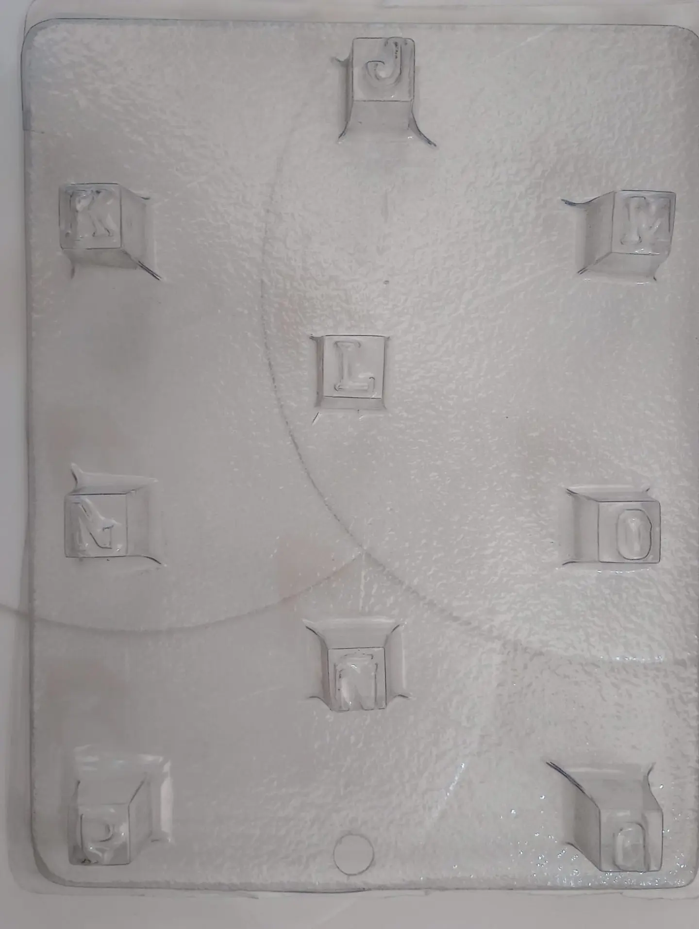  Molde para chocolate letras en cubo J-Q 1