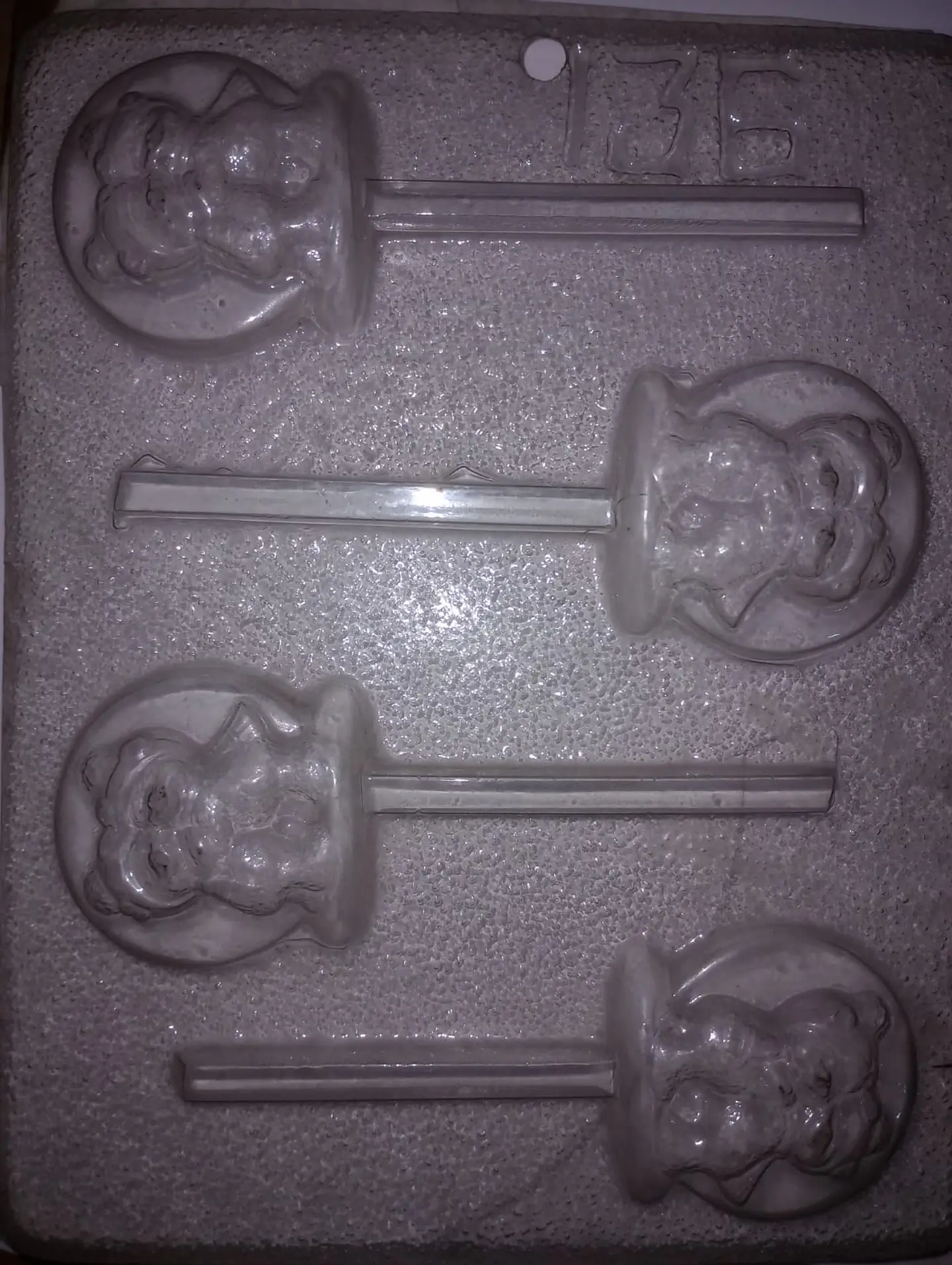  Molde para chocolate oso abrazandose 1