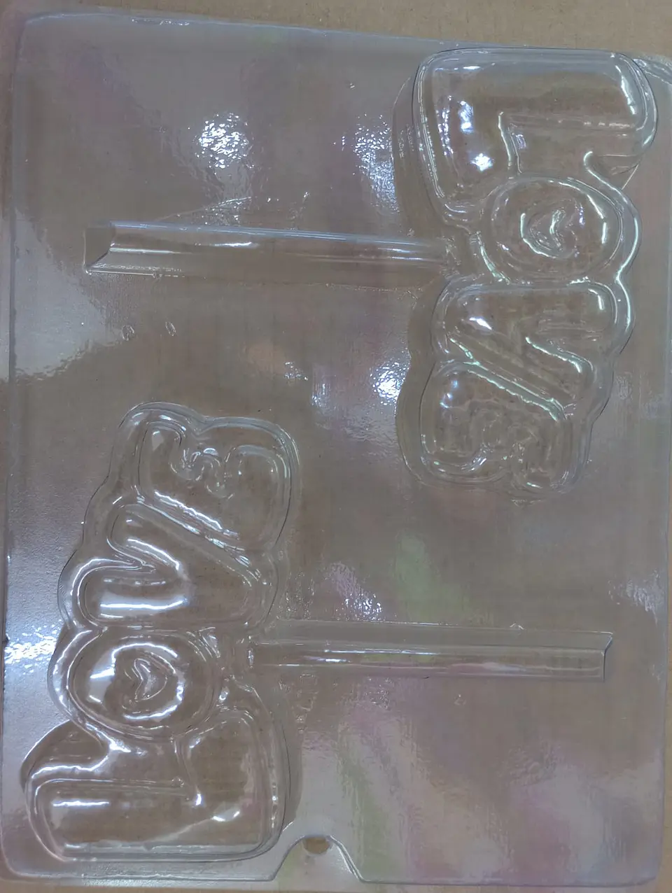  Molde para chocolate Love p/cerea� 2 cav. AM-515 1