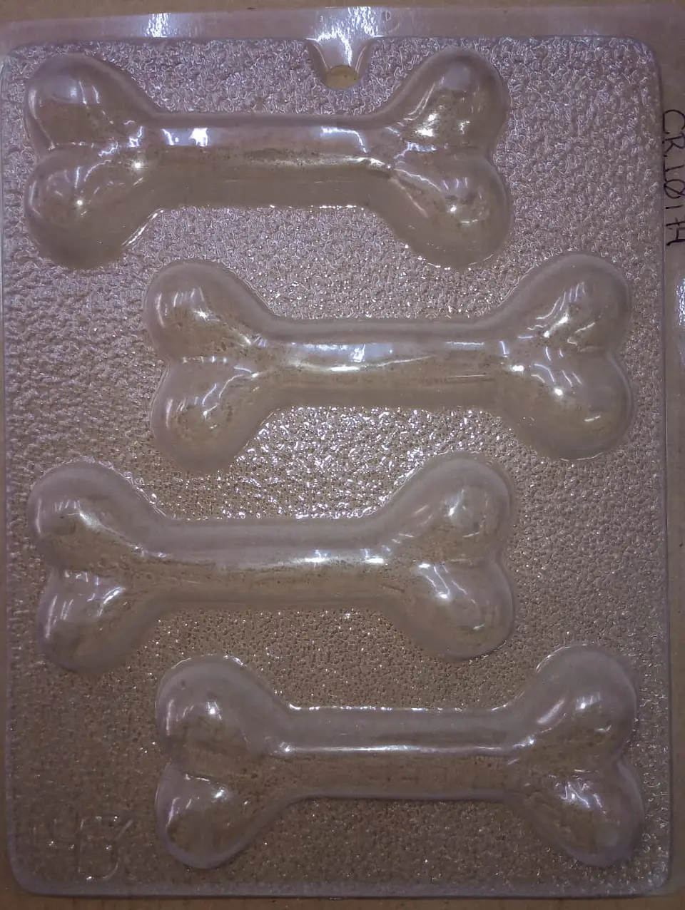  Molde de chocolate hueso 4 cav. 1