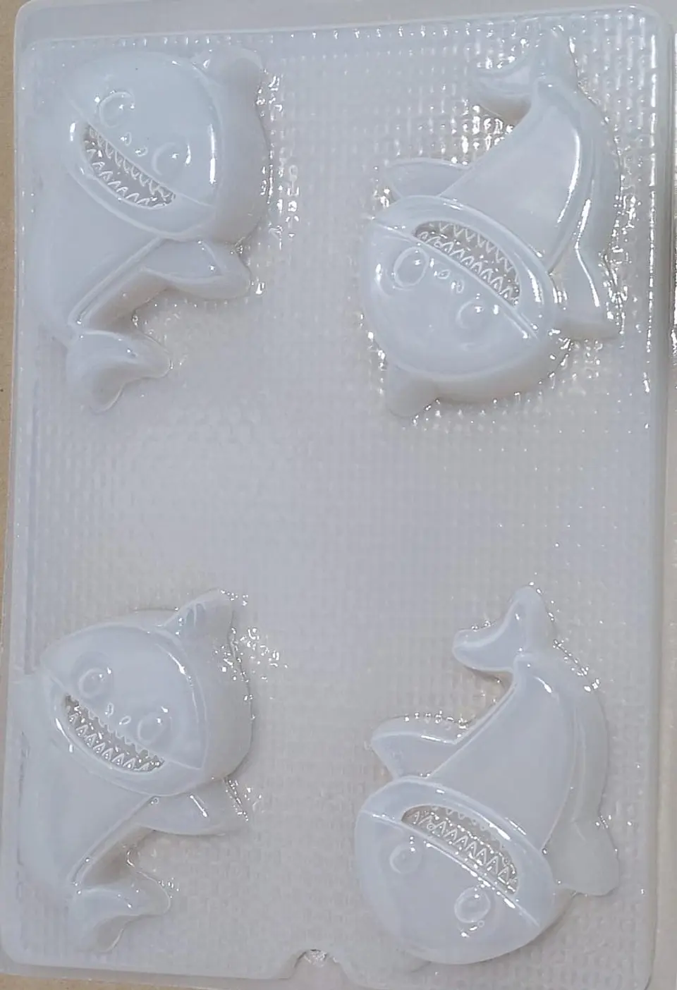  Molde para gelatina baby shark 4 cav. CH 1
