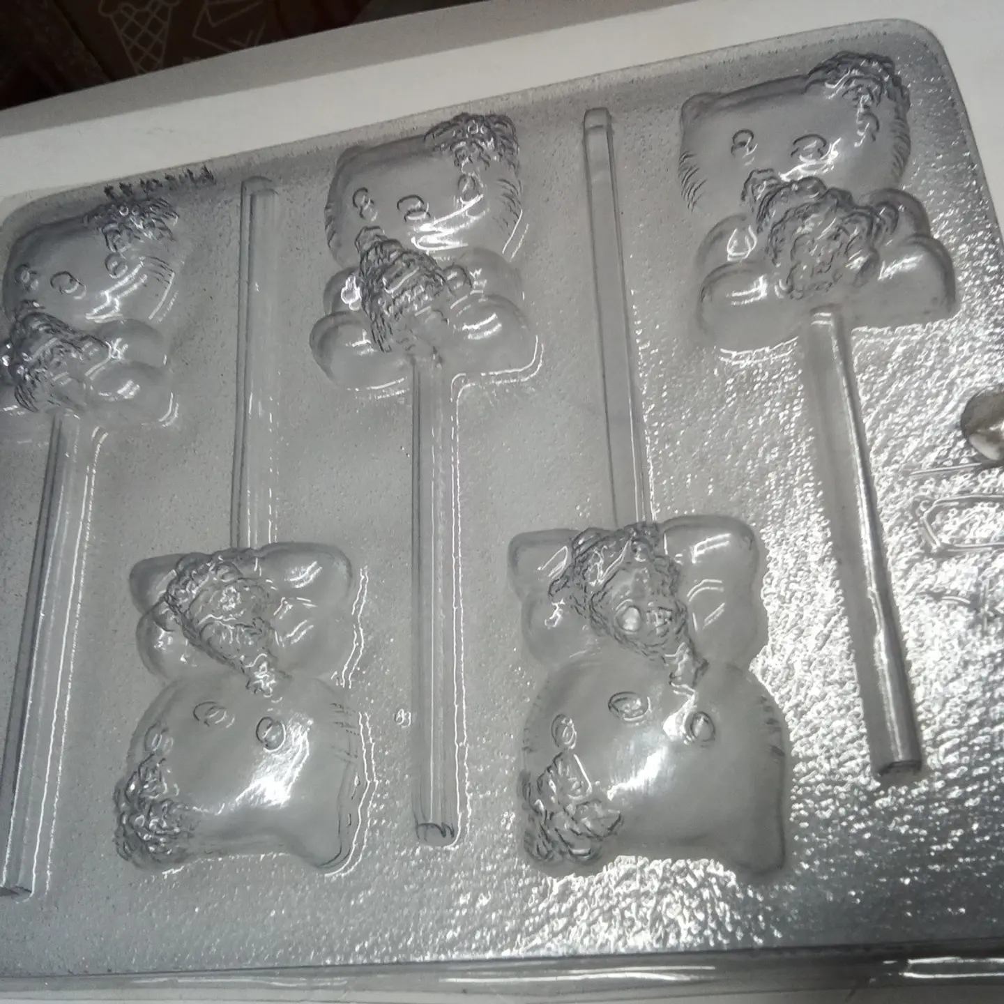  Molde P/Cholocalte Hello Kitty c/ Pino de Navidad 1
