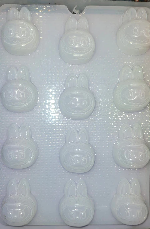  Molde para gelatina chico carita labubu 12cav.