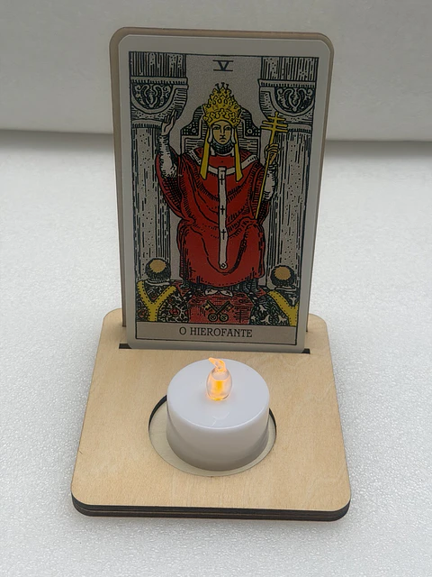 Suporte para Carta Tarot com Vela LED