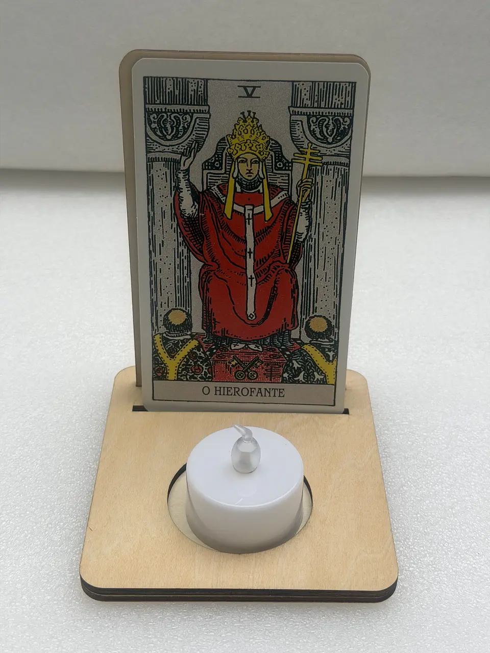 Suporte para Carta Tarot com Vela LED 2