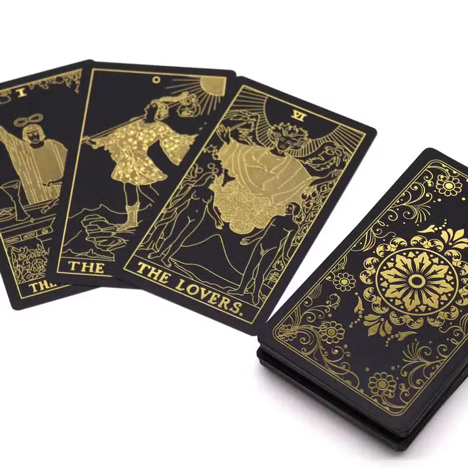 Cartas de Tarot com Folha de Ouro e Livro — Caixa de Presente 1