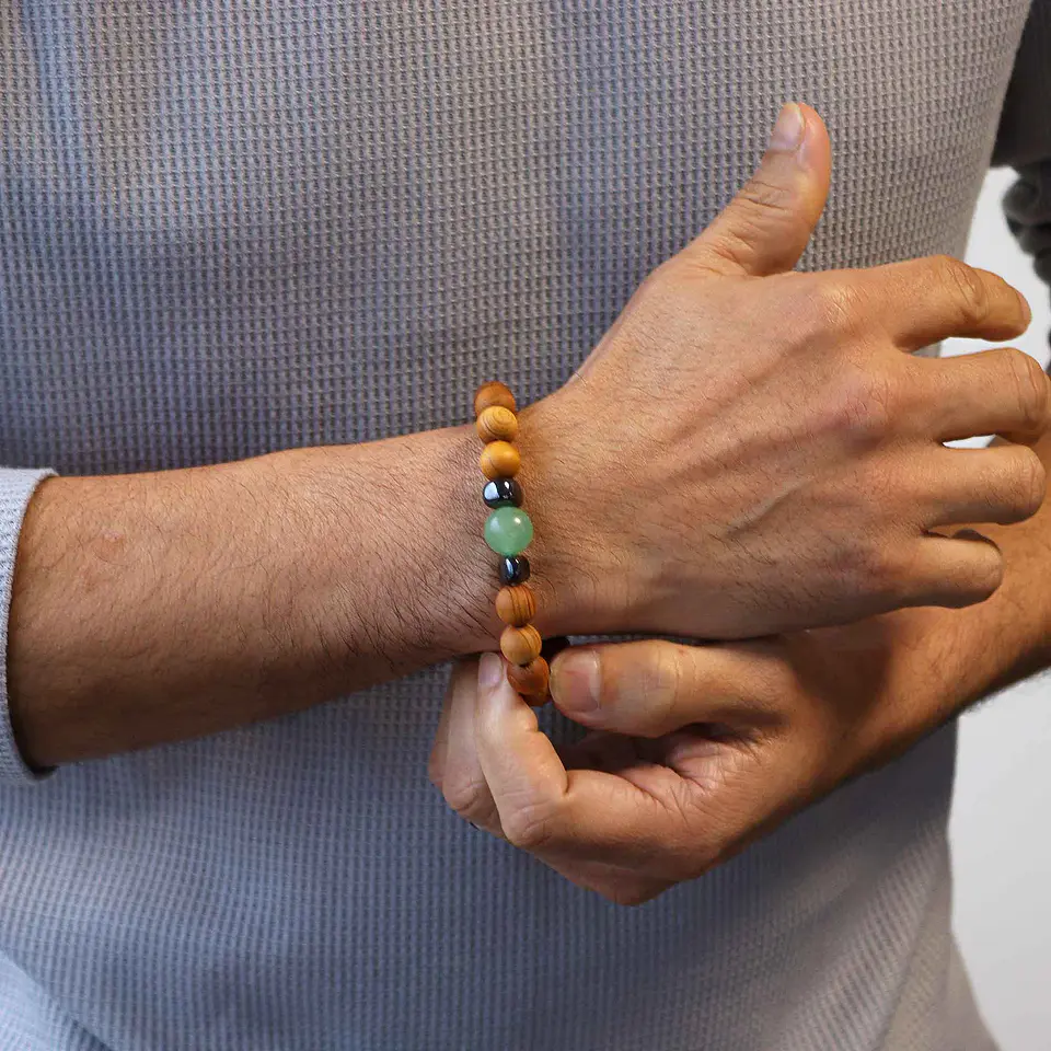 Pulseira em Cedro - Chakra Sacral - Aventurina Verde 3