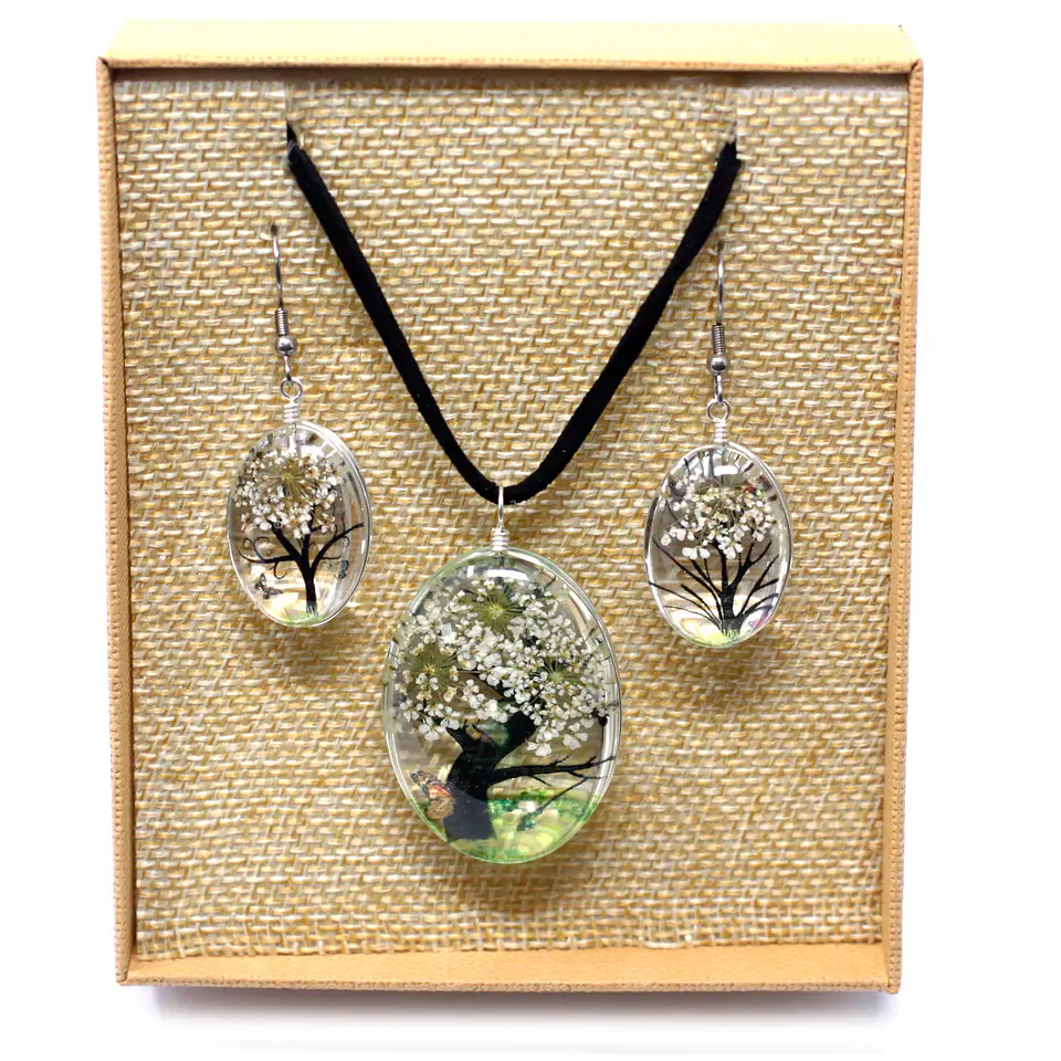 Conjunto Colar + Brincos com Flores Prensadas - Árvore da Vida - Branco 1