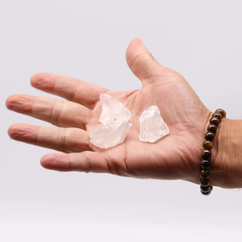 Cristal em Bruto - Quartzo Rocha - 4cm 2