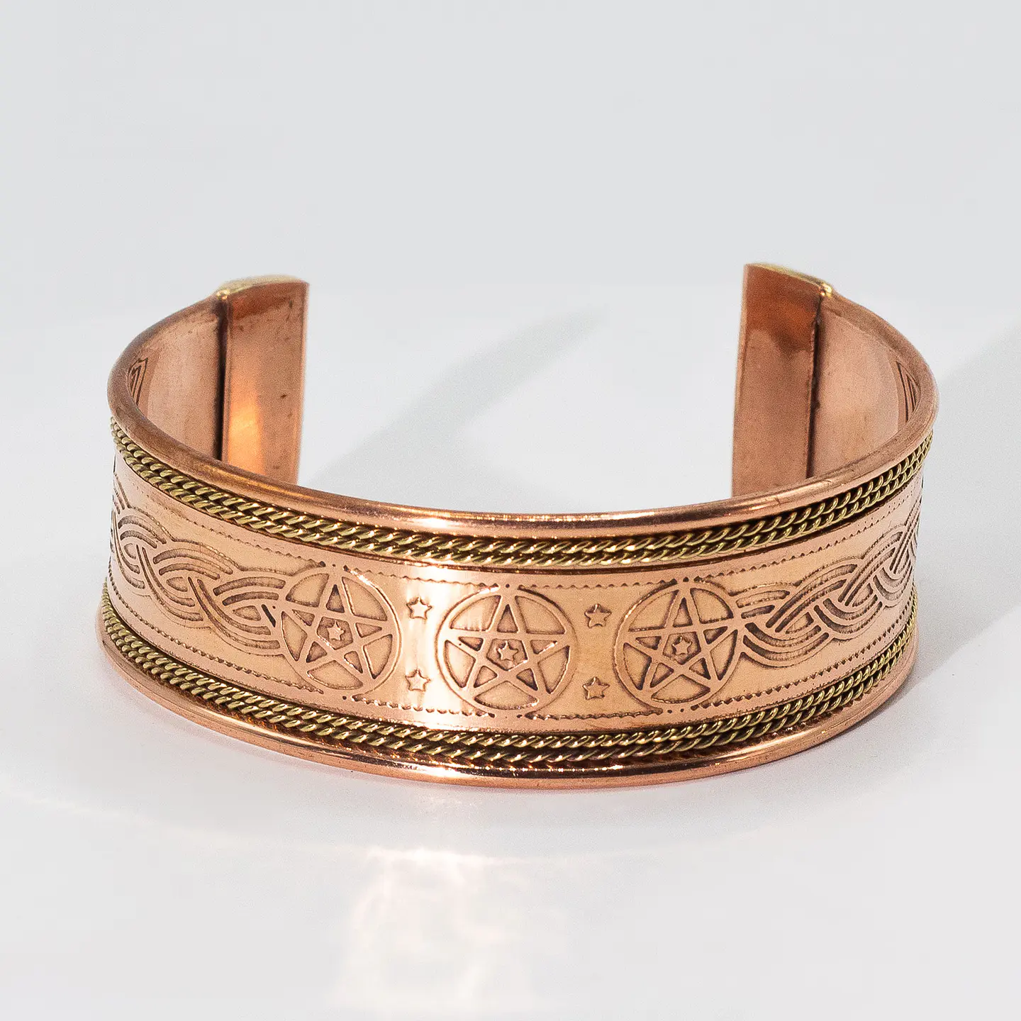 Pulseiras Largas de Cobre com Efeitos Decorativos em Latão 5