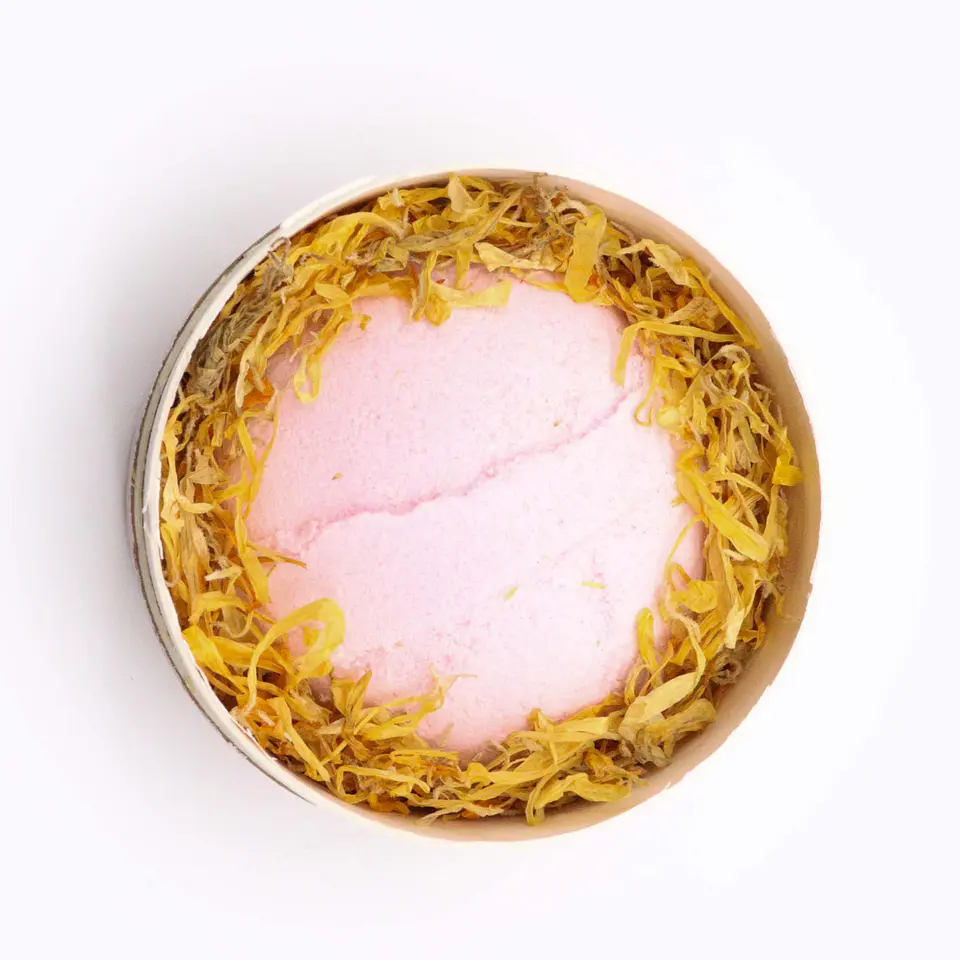Bomba de Banho Efervescente - Frankincense & Rosa c/ Pétalas de Calêndula 2