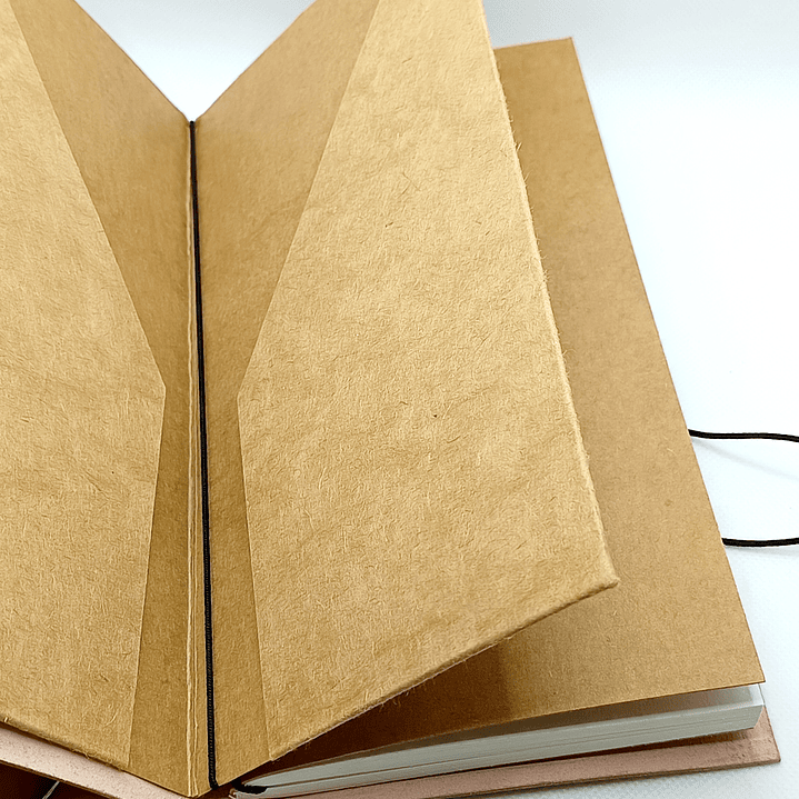 Diário de Couro Feito à Mão - The Adventure Begins - Vermelho 22x12x1,5cm 3