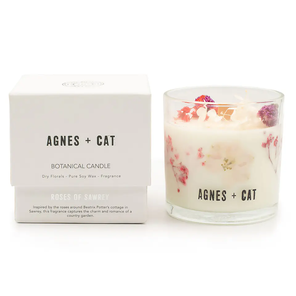 Vela Botânica de Cera de Soja Agnes + Cat - Rosas de Sawrey 1