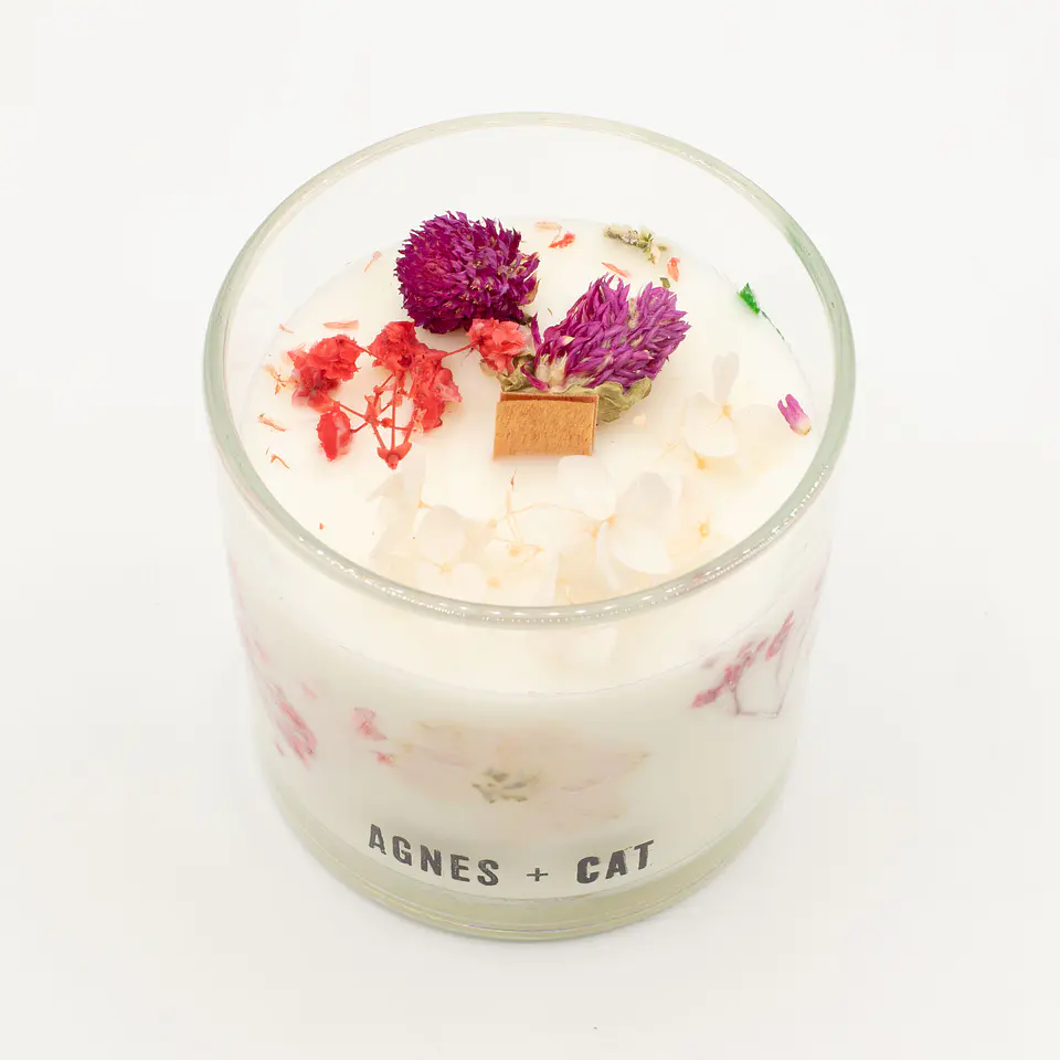 Vela Botânica de Cera de Soja Agnes + Cat - Rosas de Sawrey 2