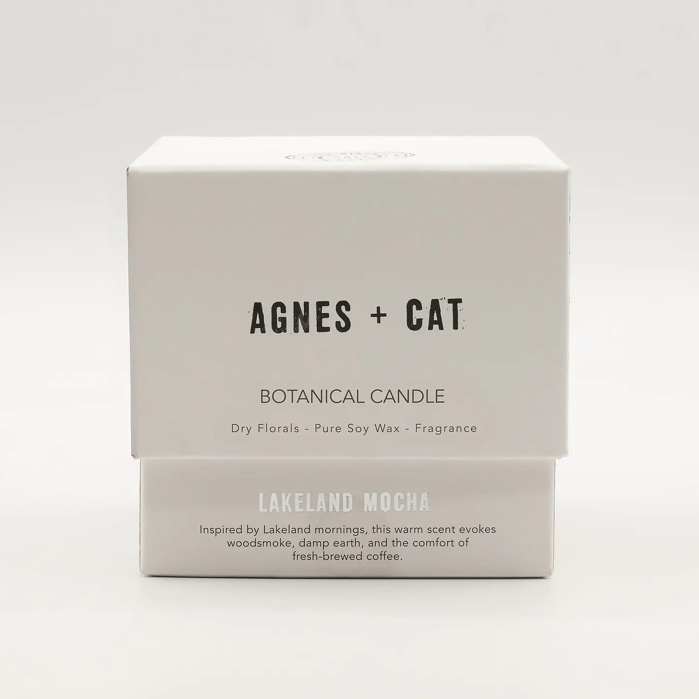 Vela Botânica de Cera de Soja Agnes + Cat - Lakeland Mocha 350gr 3
