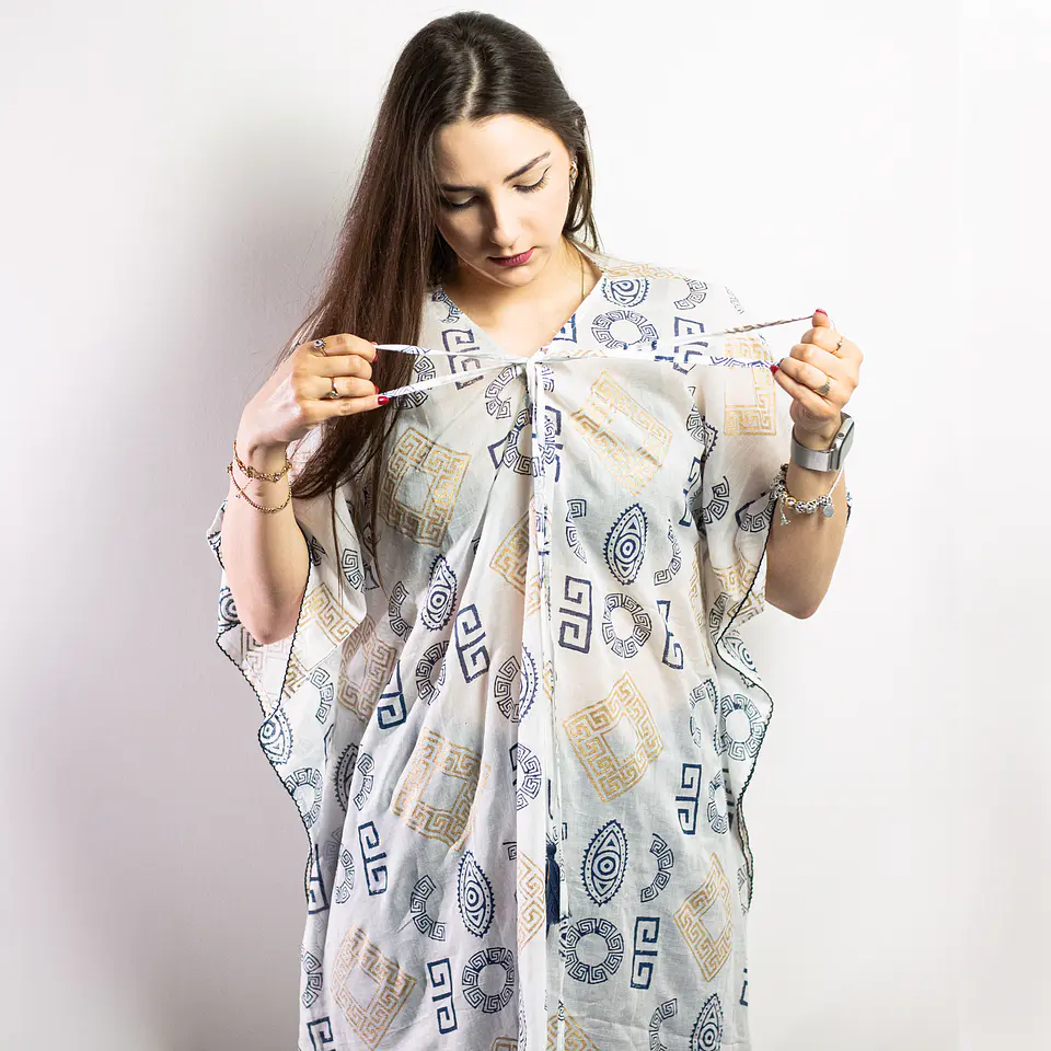 Kaftan Nomad Sari - Ouro & Azul c/ Motivos Gregos - Coleção Mediterrâneo 2