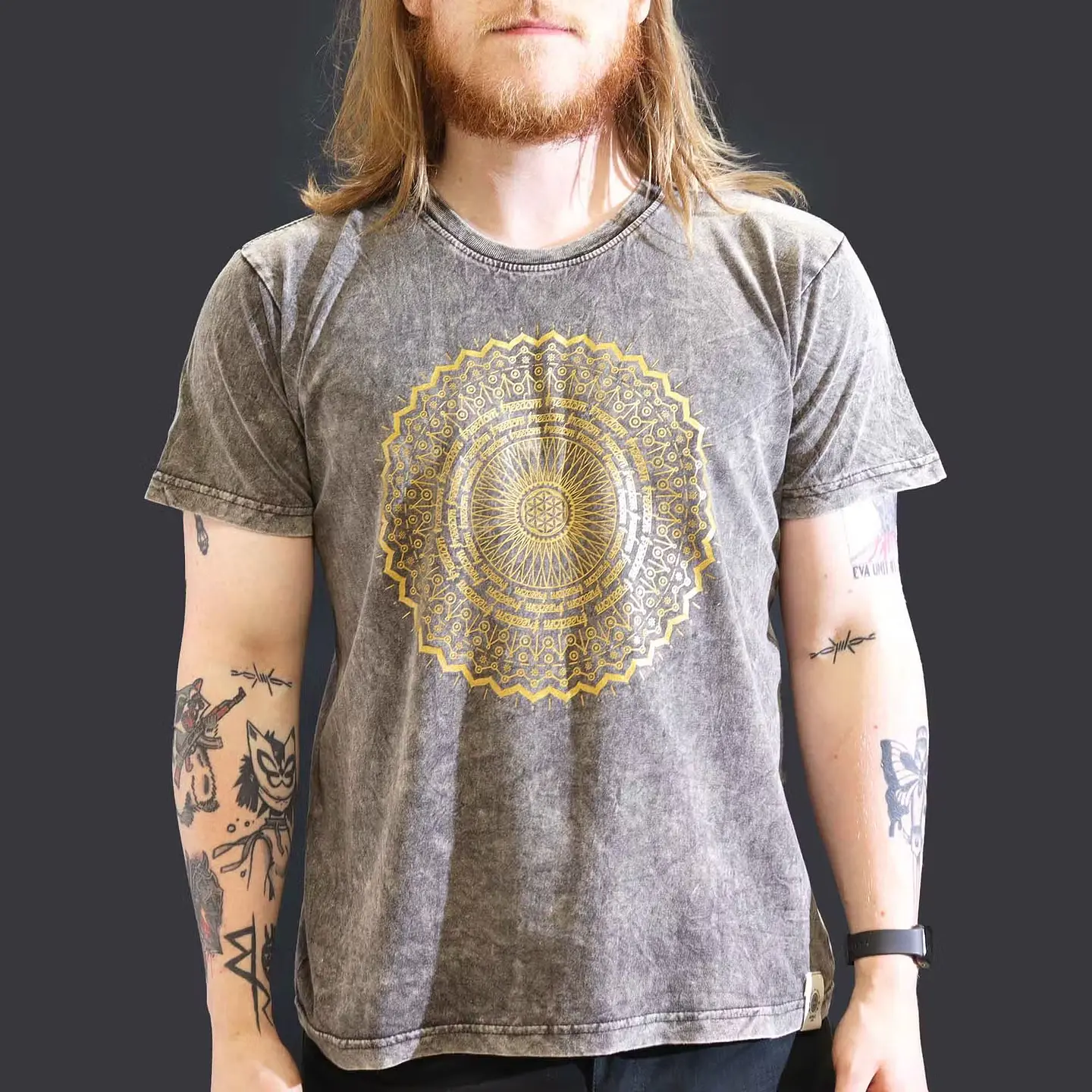 T-shirt Nomad Sari Efeito Lavagem - Mandala - Cinzento Escuro 3